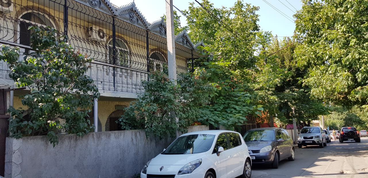 La Vitalie Guest House تشيسيناو المظهر الخارجي الصورة